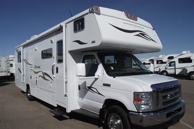 Used 2008 Winnebago Outlook 31C Class C For Sale